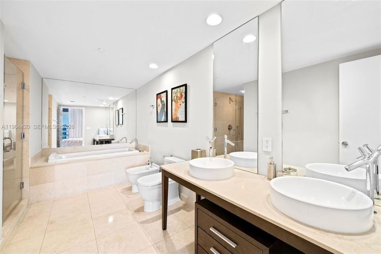 Icon Brickell I #5302 image #11