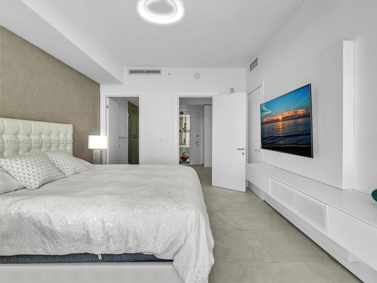 Biscayne Beach #3307 image #9