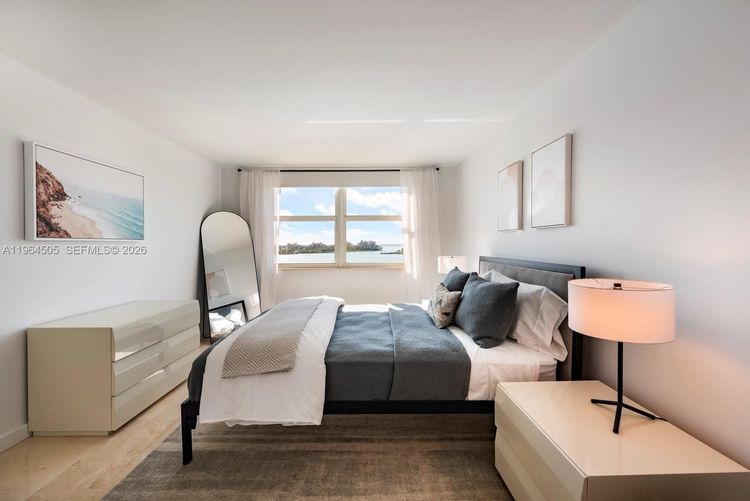 Yacht Club at Portofino #902 image #22