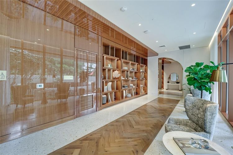 Mr. C Residences Bayshore Tower #1709 image #13