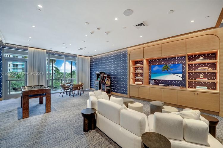 Mr. C Residences Bayshore Tower #1709 image #19