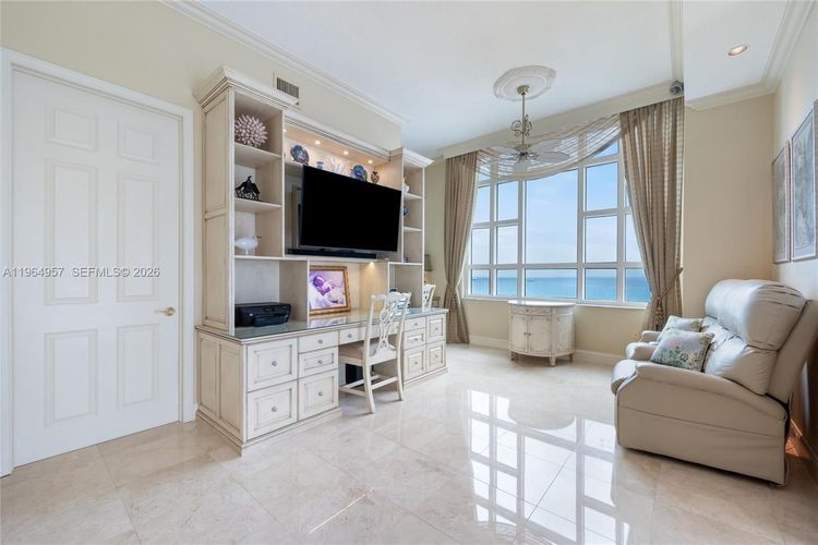 Harbourage Place #2102 image #52