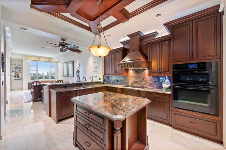 Harbourage Place #2102 image #64