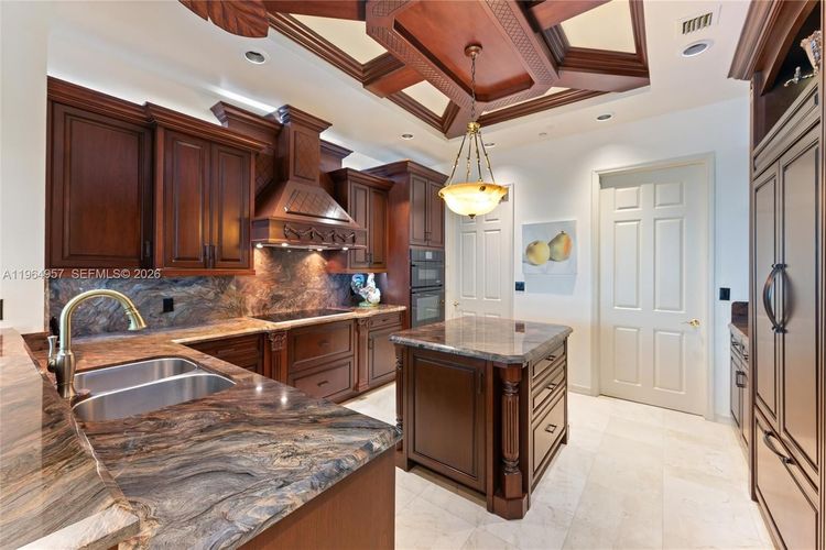 Harbourage Place #2102 image #66