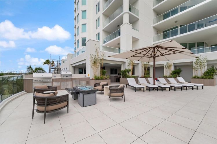 Harbourage Place #2102 image #77