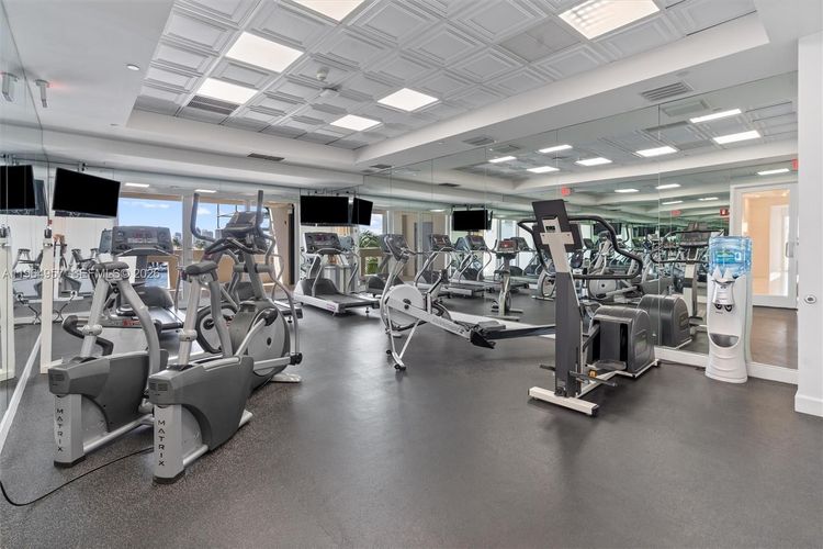 Harbourage Place #2102 image #86