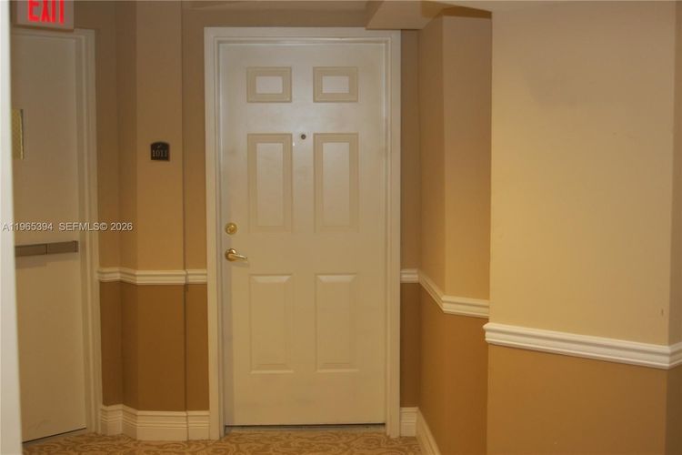 One Village Place #1011 image #26
