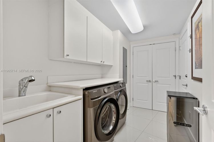 The Plaza at Oceanside #1513 image #23