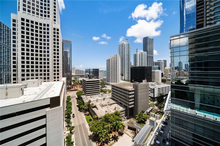 Reach Brickell City Centre #1201 image #36