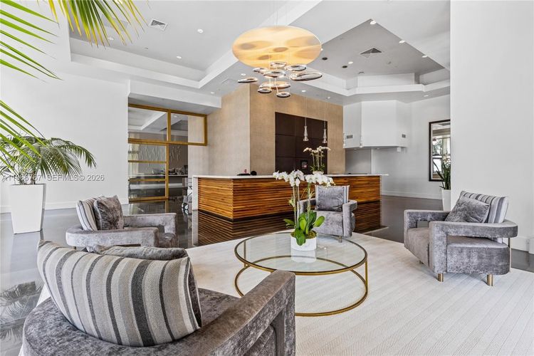 Grand Venetian #501 image #35