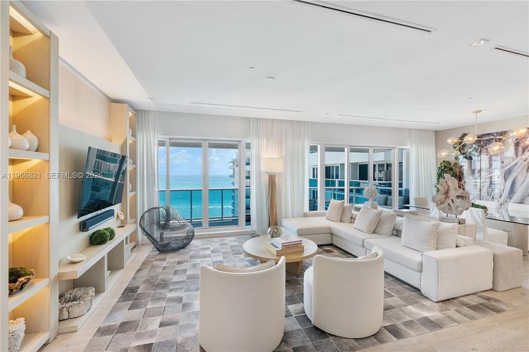 1 Hotel & Homes #PH-1612 image #12