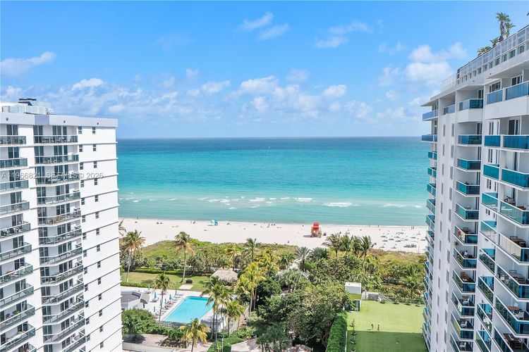 1 Hotel & Homes #PH-1612 image #52