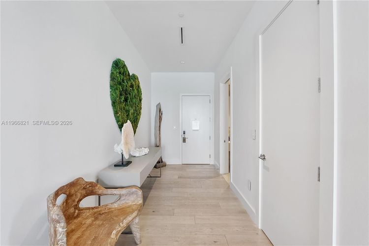 1 Hotel & Homes #PH-1612 image #8