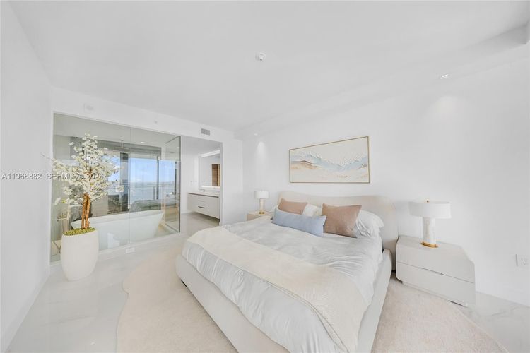 Aria Reserve South Tower #4007 image #28