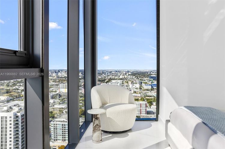 Aria Reserve South Tower #4007 image #56