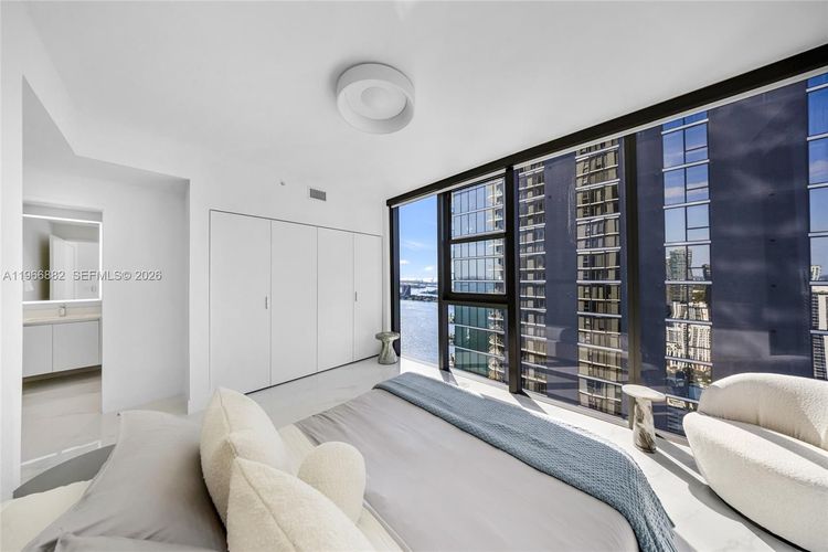 Aria Reserve South Tower #4007 image #57
