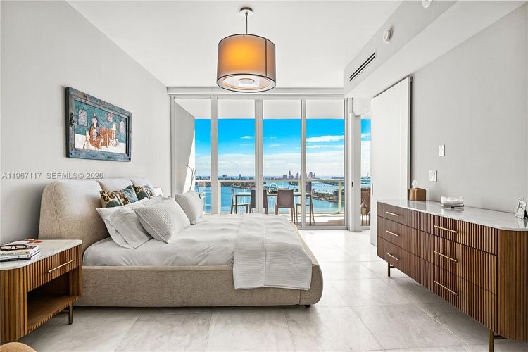 Paramount Bay #3407 image #16