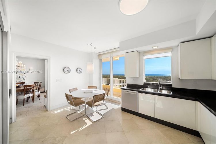 Ocean Club - Club Tower One #1001 image #19