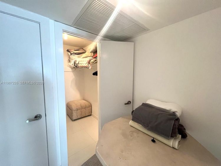 Oceanside Plaza #9Y image #14