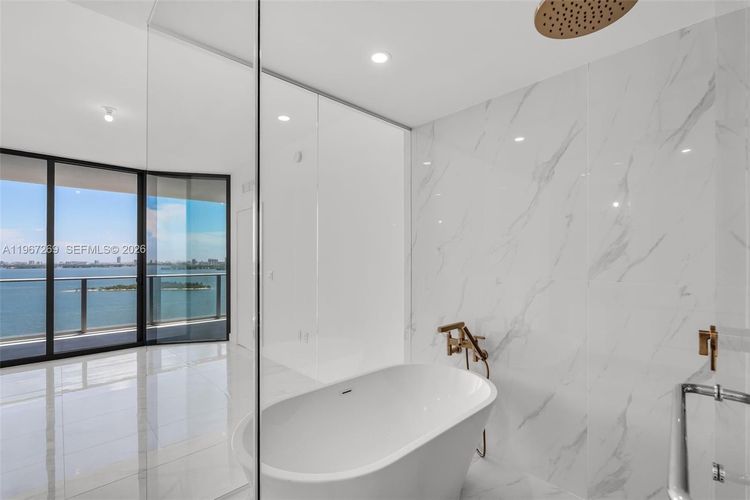 Aria Reserve South Tower #1806 image #12