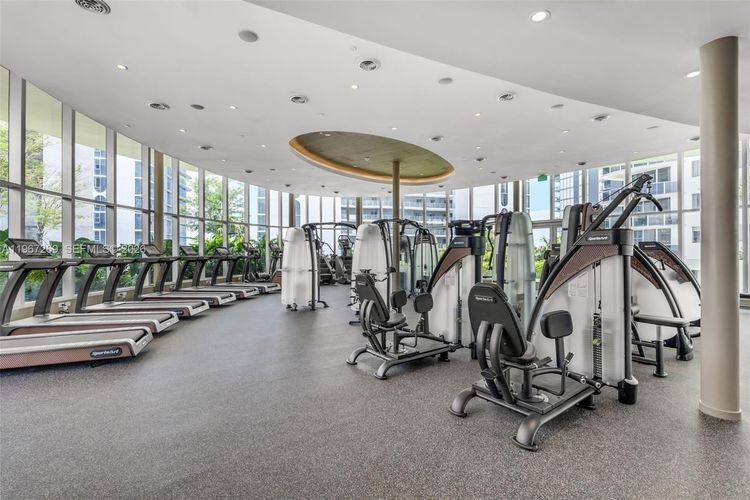 Aria Reserve South Tower #1806 image #51