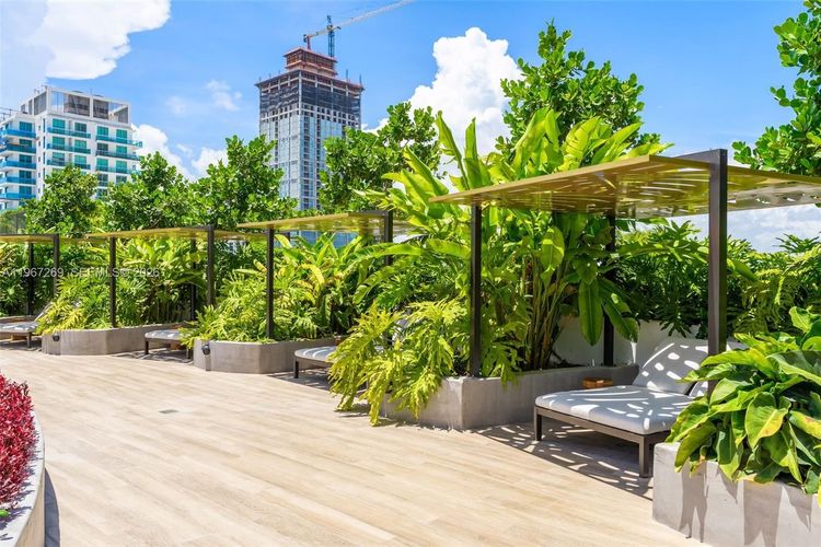 Aria Reserve South Tower #1806 image #59