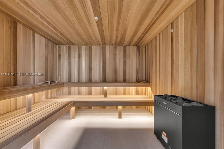 Aria Reserve South Tower #1806 image #68