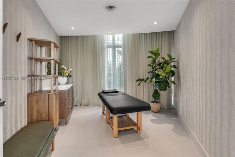 Aria Reserve South Tower #1806 image #69