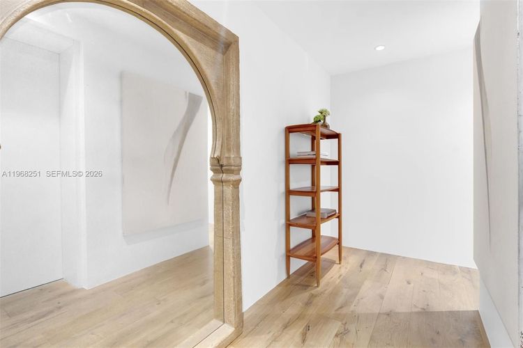 Eighty Seven Park #606 image #15