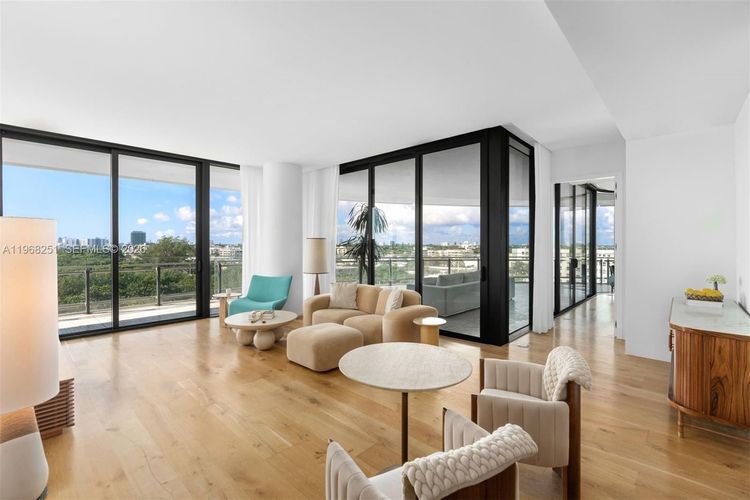 Eighty Seven Park #606 image #19