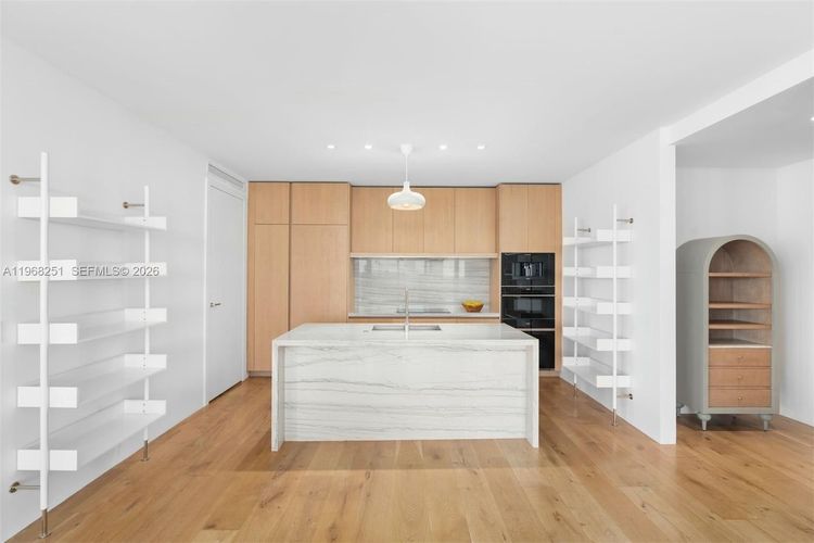 Eighty Seven Park #606 image #21