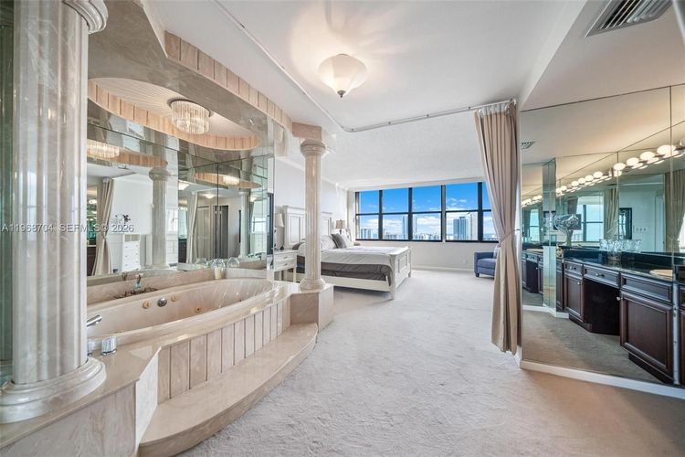 Anchor Bay Club #PH4A image #15