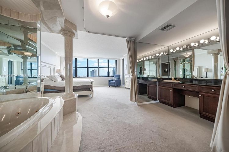 Anchor Bay Club #PH4A image #16