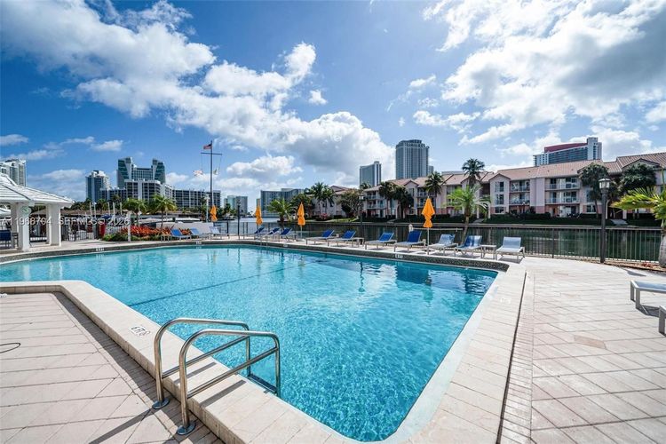 Anchor Bay Club #PH4A image #31