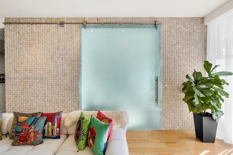 Harbour House #102 image #14