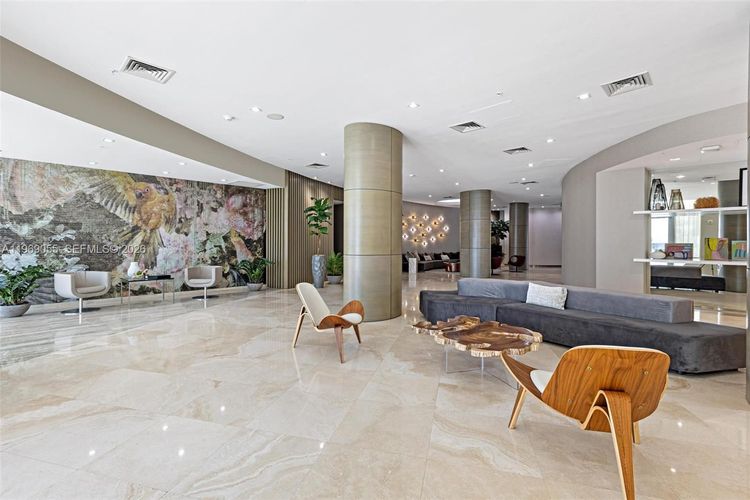 Harbour House #102 image #31