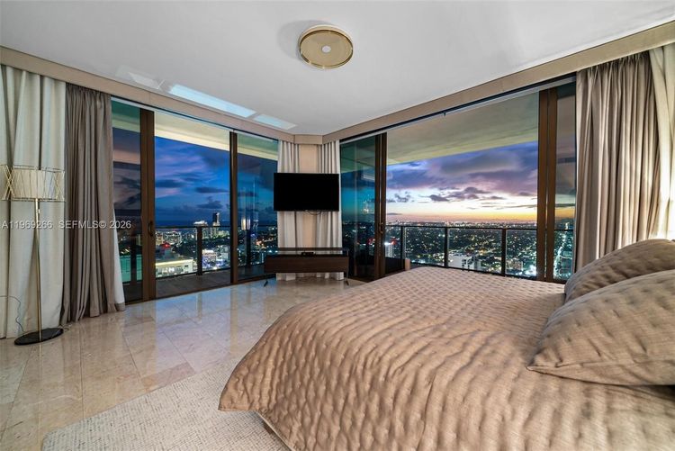 Rise Brickell City Centre #3801 image #40