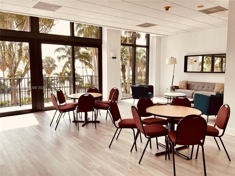 Costa Bella #1602 image #15