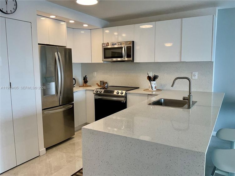 Costa Bella #1602 image #9