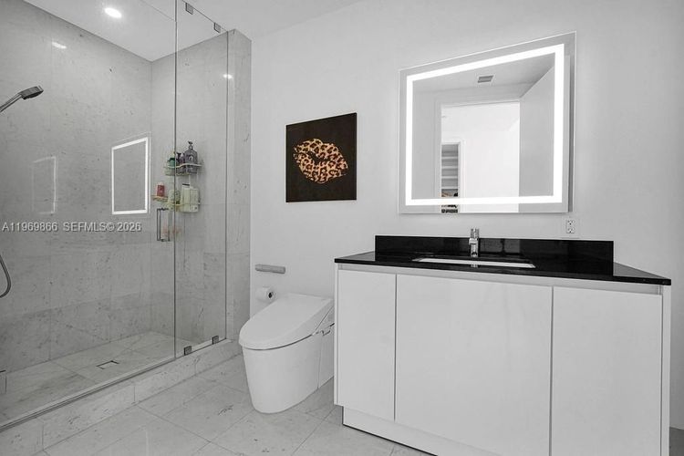 Porsche Design Tower #2605 image #18