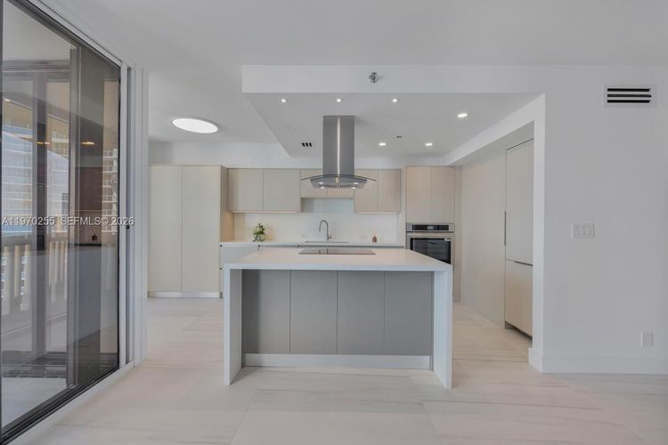 Williams Island 3000 #2504 image #16