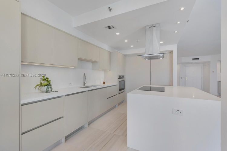 Williams Island 3000 #2504 image #17