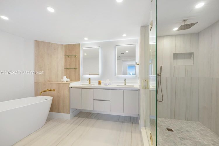 Williams Island 3000 #2504 image #27