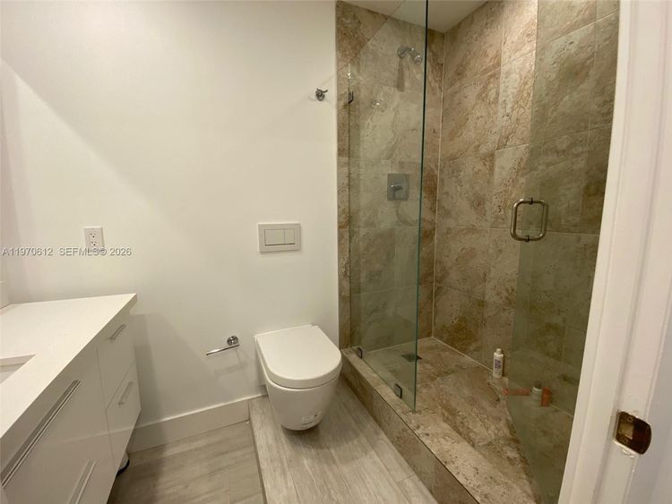 Roney Palace #338 image #15