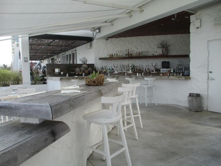 Roney Palace #338 image #25