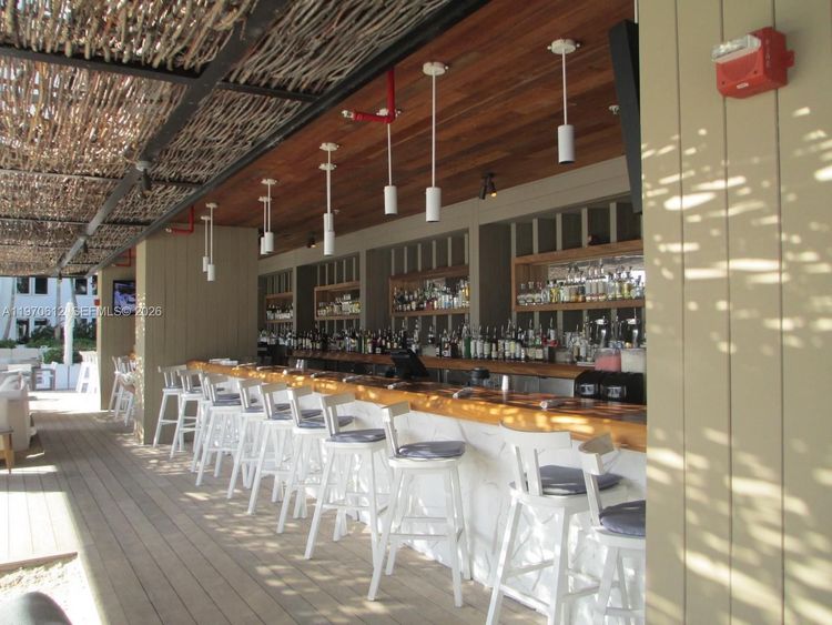 Roney Palace #338 image #28