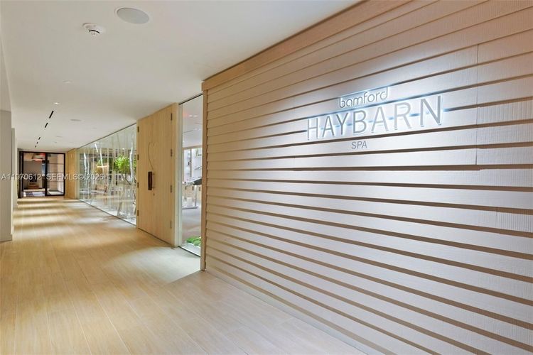 Roney Palace #338 image #36