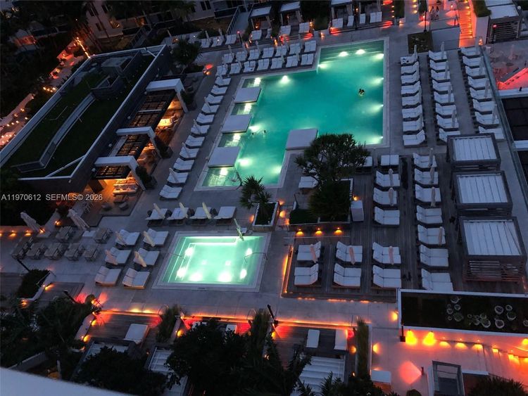 Roney Palace #338 image #39