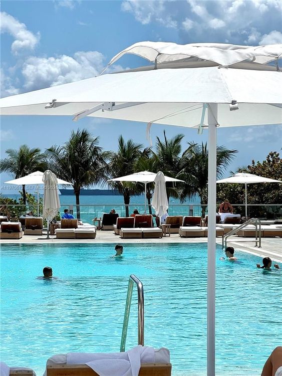 Roney Palace #338 image #42