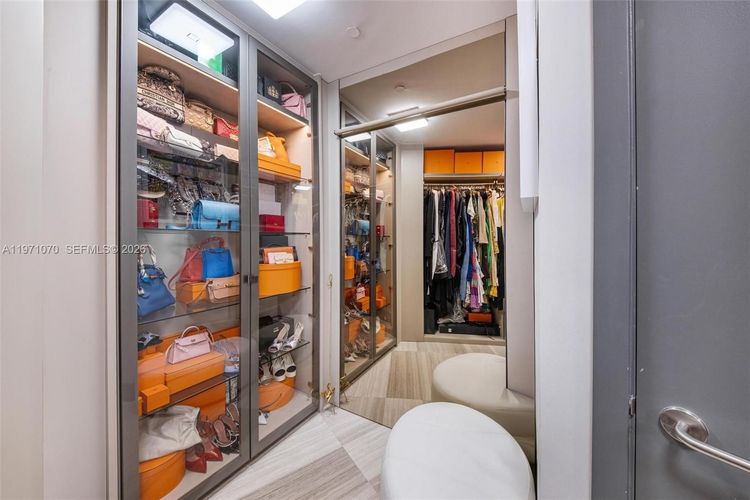 Porsche Design Tower #5003 image #17